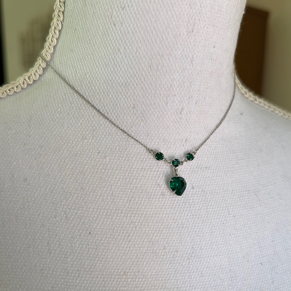 Vintage Sterling Silver & Green Heart Pendant Necklace